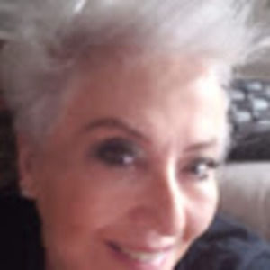 Meet your Posher, Suzanne